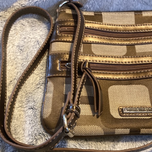 NINE WEST💫 Brown/Tan Crossbody Zipper Handbag - Picture 3 of 8